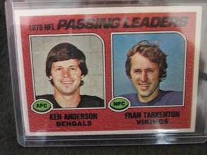 41. 1976 Topps Fran Tarkenton Passi...