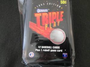 99. 8-1993 Donruss Triple Play Pack...