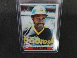129. 1979 Topps Dave Winfield Card...