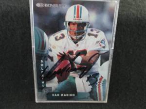 158. Upper Deck Dan Marino Autograp...