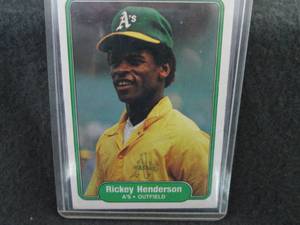 172. 1982 Fleer Rickey Henderson Ca...