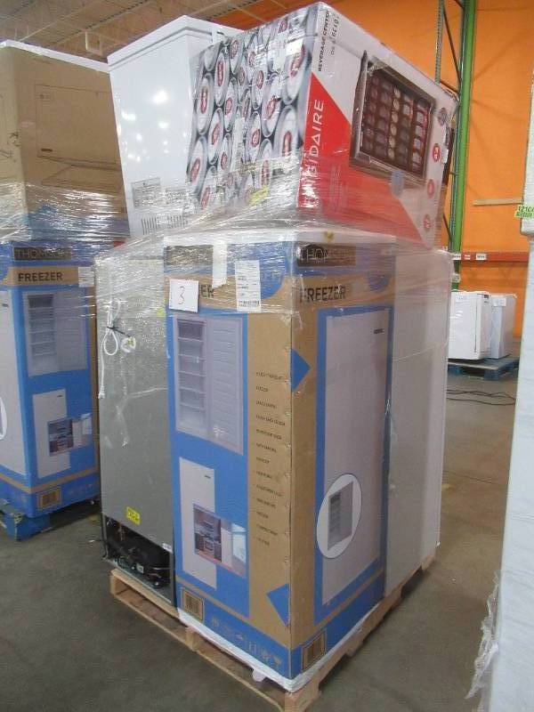 lot 3 image: UNTOUCHED WHOLESALE PALLET OF SCRATCH AND DENT ANDOR UNCLAIMED RETURNED CHEST & VERTICAL FREEZERS, REFRIDGERATOR AND BEVERAGE STATION