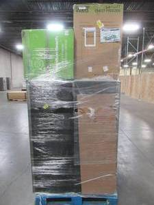 lot 4 image: UNTOUCHED WHOLESALE PALLET OF SCRATCH AND DENT ANDOR UNCLAIMEDRETURNED CHEST & VERTICAL FREEZERS