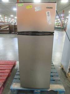 lot 59 image: Thomson 7.5 cu. ft. Top-Freezer Refrigerator, TFR725 - Scratch and Dent - In good working condition.