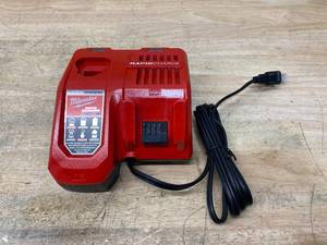 lot 13 image: MILWAUKEE M12 and M18 12-Volt18-Volt Lithium-Ion Multi-Voltage Rapid Battery Charger