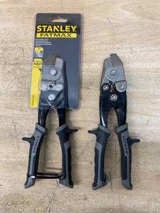 lot 32 image: STANLEY FATMAX Lot of 2-  Duct Notcher Tools