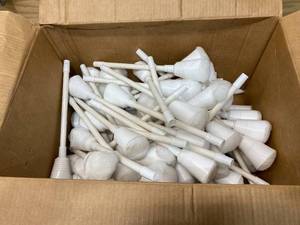 lot 71 image: Box Full of Toilet Scrubbers
