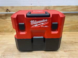 lot 92 image: MILWAUKEE M12 FUEL 12-Volt Lithium-Ion Cordless 1.6 Gal. WetDry Vacuum (Tool-Only)