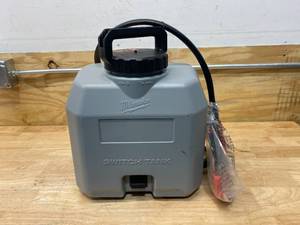 lot 103 image: MILWAUKEE Concrete Sprayer Tank (49-16-28CS)