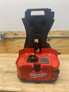 lot 124 image: MILWAUKEE 2820-20 Power Base (Base Only)
