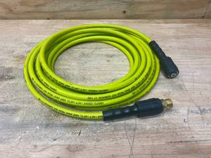 lot 125 image: 3300 PSI Pressure Washer Hose