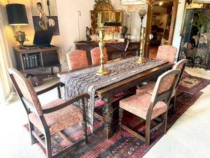 lot 1 image: Antique Dining Room Table &amp Chairs