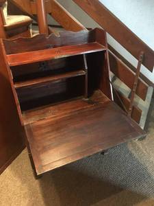 lot 8 image: Excellent Antique Chinese Writing Desk