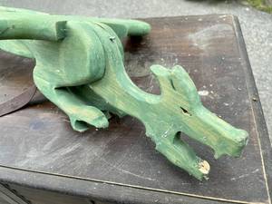 lot 81 image: Green Wood Dragon Rubber Band Gun