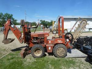 Ditch Witch 3700 Trencher