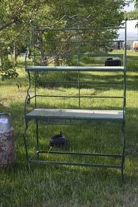 lot 52 image: Bakers Rack