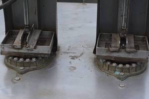 lot 17A image: Apple Slicer and conveyer which then falls into lot 17 for a washing solution