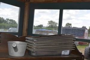 lot 114 image: Shallow Full Pans and sauce pan