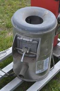 lot 62 image: Univex 1095 20 lbs Potato Peeler