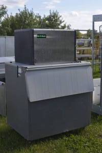 lot 77 image: Iceomatic Cube Ice Machine