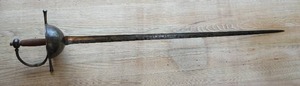 lot 22 image: Cup Hilt Transitional Rapier