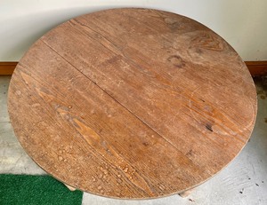 Vintage Round Table
