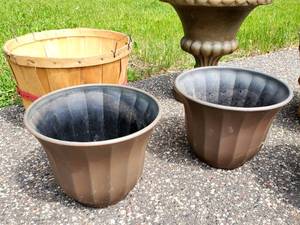 Assorted Plastic Outdoor Planters and Peach Baskets