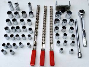 Assorted Craftsman Metric  Standard 12 Socket Set