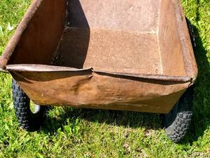 Metal Vintage Yard Cart Lawn Decor