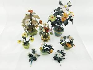 lot 46 image: Group of 8 Chinese Hardstone Plants