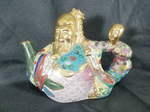 lot 171 image: Asian Cloisonne Teapot