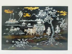lot 146 image: Southeast Asian Mother of Pearl (Abelonie) Lacquer Panel