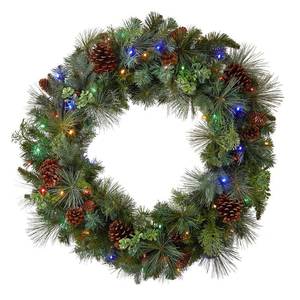 lot 8 image: New 32 Greenry Artificial Christmas Wreath with Dual Color L.E.D. Lights
