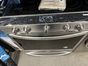 lot 41 image: Whirlpool 6.4 cu. ft. Smart Slide-in Electric Range with Air Fry, Stainless Steel WEE750H0HZ - Unused Freight Damaged