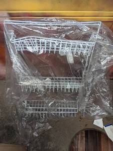 lot 91 image: 2 White Metal Kitchen Cabinet Storage Organizers