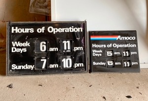 lot 86 image: Hour Display Sign