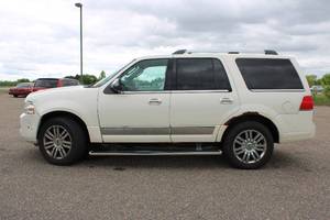2007 Lincoln Navigator - 4X4
