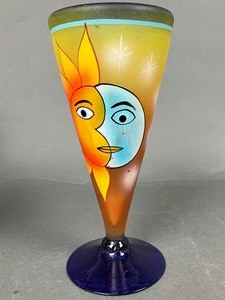 lot 21 image: Four Fun & Brightly Painted Cobalt Blue Glasses with Tropical Images