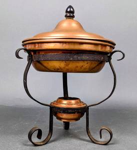 lot 26 image: Vintage S&S Company New York- Copper Chafing Pot & Iron Stand