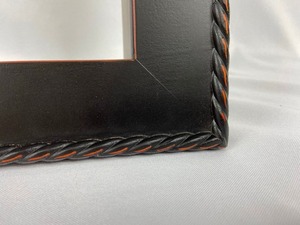 lot 76 image: Beautiful Black Shadowbox Display Frame