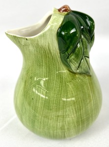 lot 163 image: Pear Creamer and Grapes-In-A-Basket Butter Dish from Block Country Orchard Collection by Gear