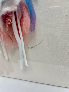 lot 36 image: Vintage Fiber Art in Lucite Case- Signed By Artist