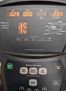 lot 9B image: Recumbent Elliptical Cross-Trainer - Octane Fitness xRide xR6