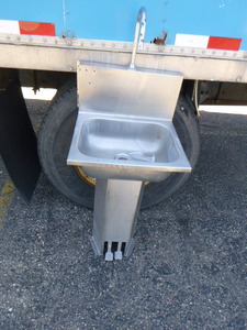 lot 25 image: Stainless Steel Hand Washing Sink