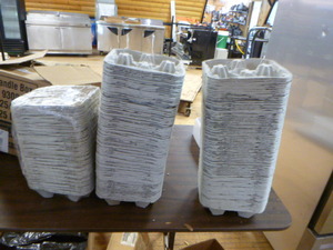 lot 33 image: Lot of Molded Fiber Cup Carriers