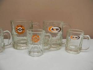 VINTAGE A&W ROOT BEER MUGS - 2  4 12 - 5  3 14 - TWO LOGOS - GREAT SET - SEE PICTURES