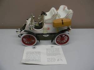 VINTAGE ASI Amaretto Decanter Horseless Carriage Club 1903 Cadillac Aristo - NICE PIECE - SEE PICTURES