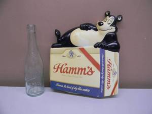 VINTAGE HAMMS BEER BEAR VACUFORM SIGN & VINTAGE HAMMS St.PAUL BEER BOTTLE - FANTASTIC SET - SEE PICTURES