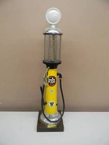 VINTAGE WHITE FLASH GAS PUMP LIQUOR DISPENSER - COOL BAR PIECE - SEE PICTURES