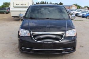 2012 Chrysler Town & Country Touring-L - TWO OWNERS